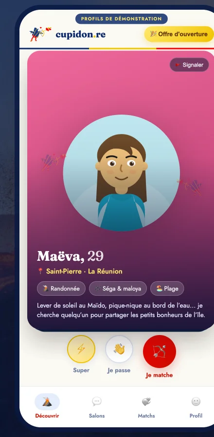 Aperçu de l'application de rencontre Cupidon à La Réunion : carte de profil de démonstration avec les boutons Je matche et Je passe